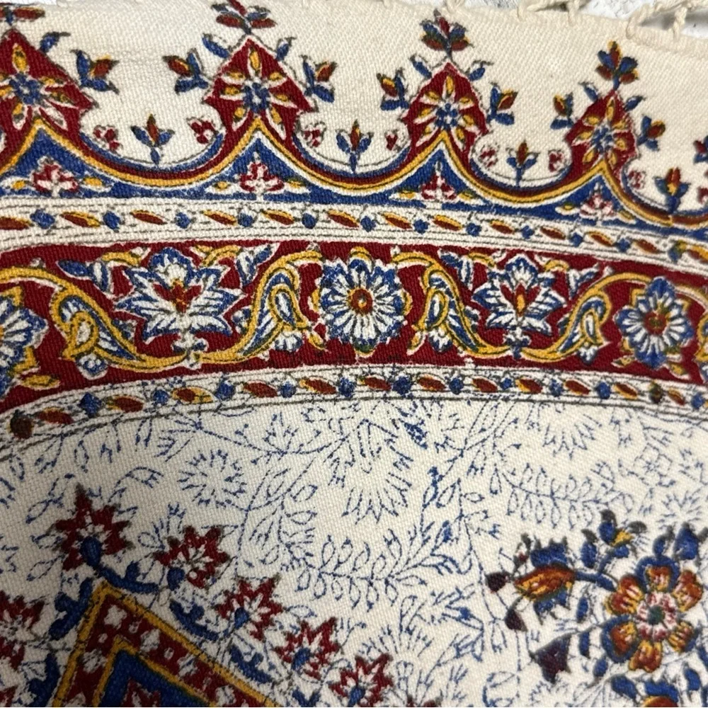 Vintage Round Tablecloth Isfahan Iran Hand Woven Paisley 45” Diameter Borkhar